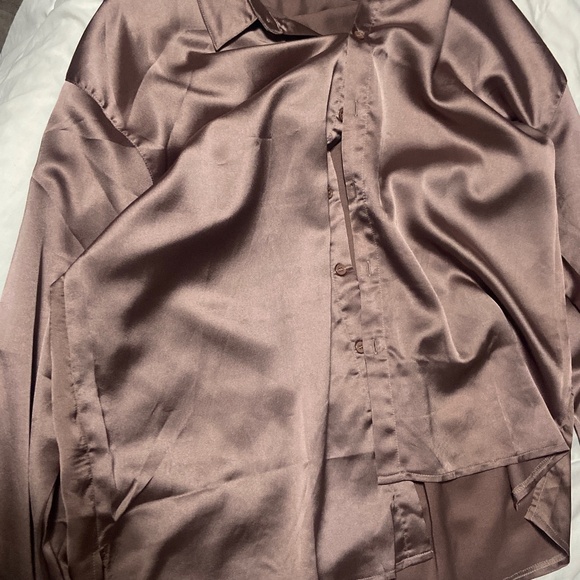 Missguided satin button up - Picture 1 of 3